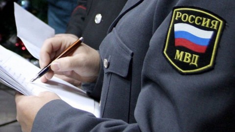 В Кыринском районе полицейские установили подозреваемую в краже денег у пенсионера